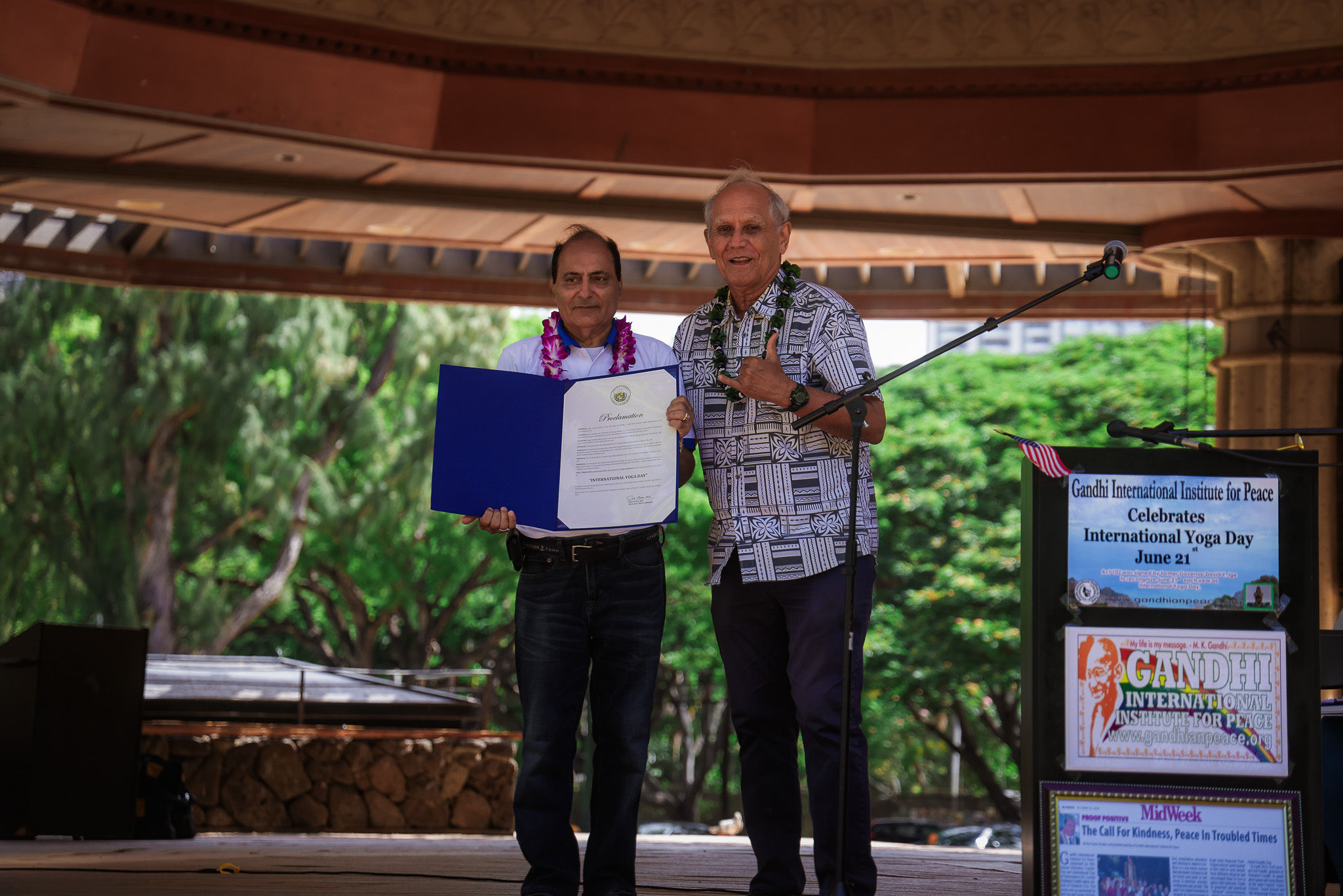 Hawaii Senator, Mike Gabbard presenting Proclamation of Governor Josh Green to Dr. Raj Kumar